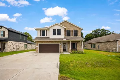 7327 Parkview Drive, Hitchcock, TX 77563 - Photo 1