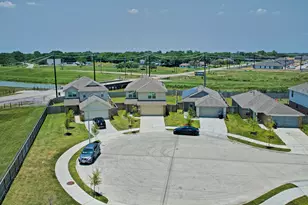 4207 Palmetto Grv Ln, Baytown, TX 77521 - Photo 2