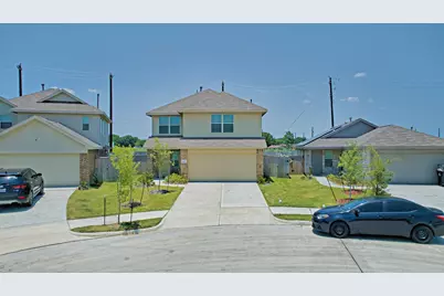 4207 Palmetto Grove Lane, Baytown, TX 77521 - Photo 1