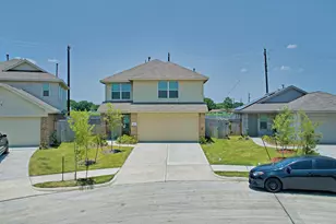 4207 Palmetto Grv Ln, Baytown, TX 77521 - Photo 1