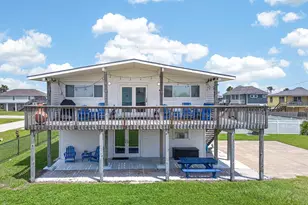 4019 Jackson Dr, Galveston, TX 77554 - Photo 2