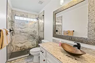 645 Warsaw St, Hitchcock, TX 77563 - Photo 14
