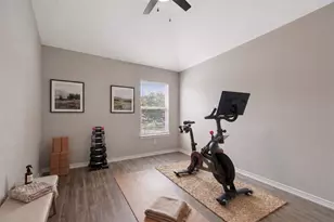 16555 Pentonshire Ln, Houston, TX 77090 - Photo 6
