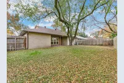 10427 Eagle Glen Drive, Houston, TX 77041 - Photo 14