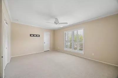 2238 S Piney Point Road #204, Houston, TX 77063 - Photo 6