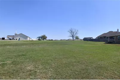 1701 Twin Oaks Circle, Brenham, TX 77833 - Photo 4