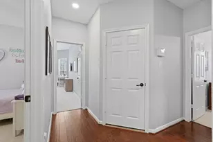 82 S Rocky Point Cir, The Woodlands, TX 77389 - Photo 28
