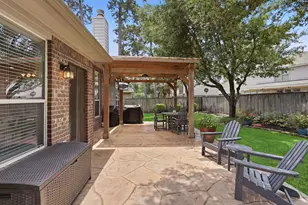82 S Rocky Point Cir, The Woodlands, TX 77389 - Photo 34