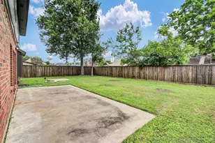 55 Sweetleaf Ct, Lake Jackson, TX 77566 - Photo 42