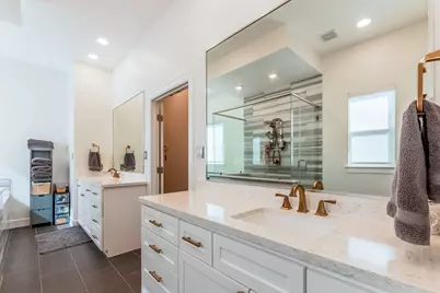 2124 Banks Street, Houston, TX 77098 - Photo 38