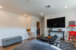 2124 Banks St, Houston, TX 77098 - Photo 42