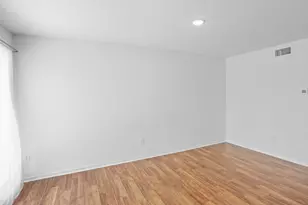 1408 Hughes St, Houston, TX 77023 - Photo 14