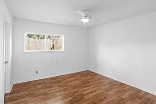 1408 Hughes St, Houston, TX 77023 - Photo 22