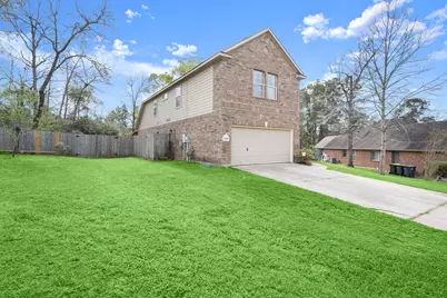 10490 Sunflower Drive, Conroe, TX 77318 - Photo 4