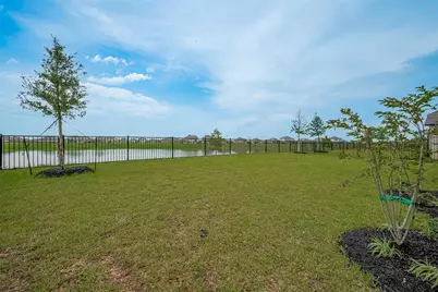 2907 Golden Isle Drive, Texas City, TX 77568 - Photo 2