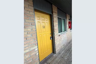 4811 Oakland Street #10, Houston, TX 77023 - Photo 2