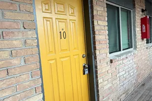 4811 Oakland St, Houston, TX 77023 - Photo 2