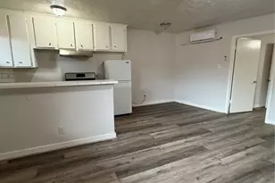 4811 Oakland St, Houston, TX 77023 - Photo 4