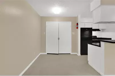 7211 Atwell #20, Houston, TX 77081 - Photo 8