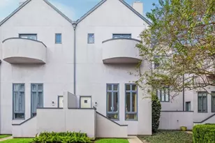 1369 Arlington St, Houston, TX 77008 - Photo 4