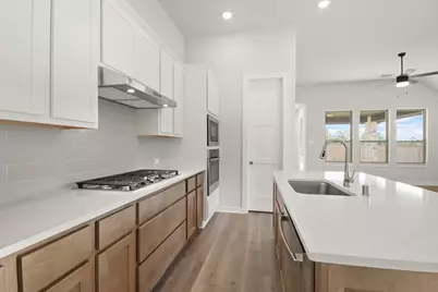 26601 West Skylight Brook Circle, Montgomery, TX 77316 - Photo 4