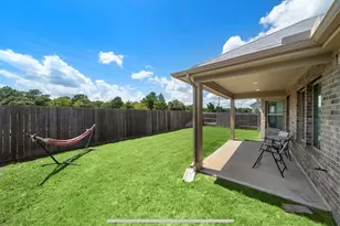 10325 S Goshawk Trl Trail, Conroe, TX 77385 - Photo 22