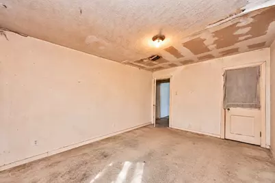 8470 Wier Drive, Houston, TX 77017 - Photo 14