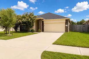602 Alaska Cedar Dr, Crosby, TX 77532 - Photo 2