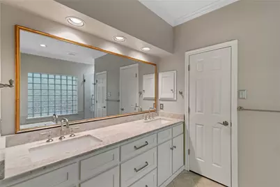 66 Coldbrook Court, The Woodlands, TX 77381 - Photo 22