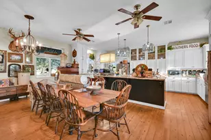 817 County Rd 432, Brazoria, TX 77422 - Photo 16
