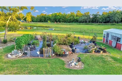 817 County Road 432, Brazoria, TX 77422 - Photo 38