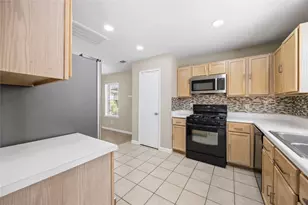 802 Oak W Dr, Houston, TX 77073 - Photo 6