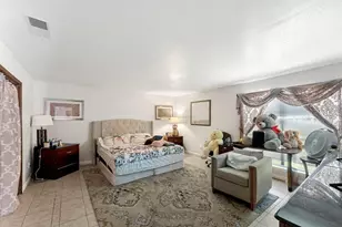 13307 Robinglen Dr, Houston, TX 77083 - Photo 6