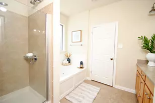 17215 Shallow Lake Ln, Houston, TX 77095 - Photo 12