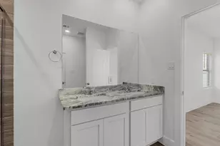 24751 Russet Bluff Trl, Houston, TX 77336 - Photo 18