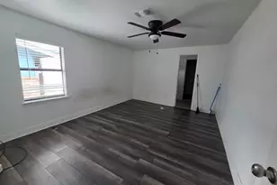 10015 Porto Rico Rd, Houston, TX 77041 - Photo 14