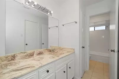 13742 Hollowgreen Drive #604, Houston, TX 77082 - Photo 10