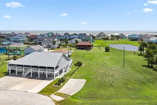 2372 Sand Bar Ln, Crystal Beach, TX 77650 - Photo 38