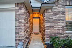 8127 Gambrel Wy, Rosharon, TX 77583 - Photo 2