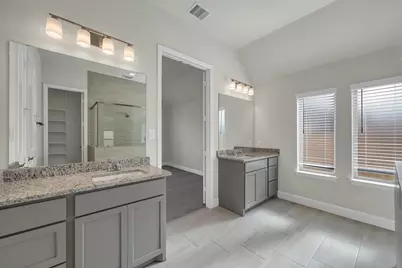 224 Silver Sage Court, Conroe, TX 77304 - Photo 12