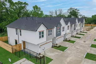 1844 W Tidwell Rd, Houston, TX 77091 - Photo 2