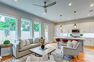 1844 W Tidwell Rd, Houston, TX 77091 - Photo 10