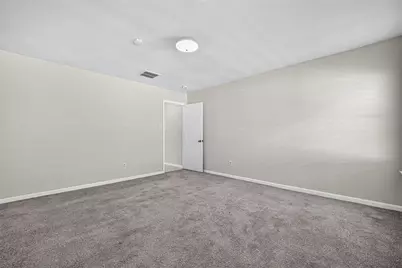 318 Remington Heights Drive, Houston, TX 77073 - Photo 12