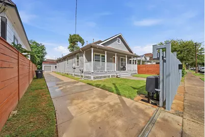 1917 Chapman Street, Houston, TX 77009 - Photo 1