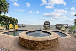 1331 Edwards Dr, Dickinson, TX 77539 - Photo 44