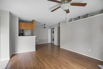 2121 Hepburn Street #613, Houston, TX 77054 - Photo 2
