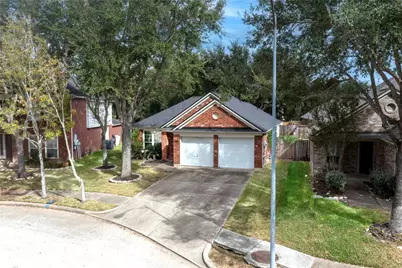 3718 Pelican Lake Drive, Richmond, TX 77406 - Photo 2