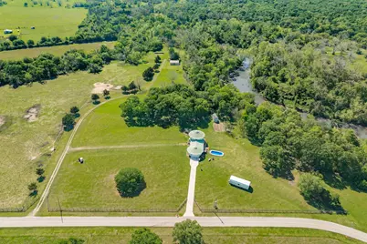 5373 County Road 898, West Columbia, TX 77486 - Photo 6