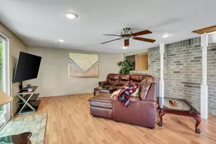 634 Bright Penny Ln, Houston, TX 77015 - Photo 16