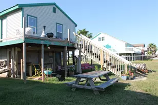 7115 W Hunter Dr, Hitchcock, TX 77563 - Photo 6